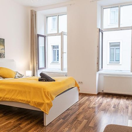 Peaceful 1Br Apt. Near Metro Station Langenfeldg. Apartment Vienna Exterior photo